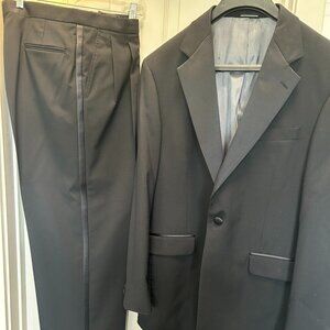 Men's Black 100% Wool Tuxedo Suit 40L Jacket with 34W 34L Pants and Tux Shirt